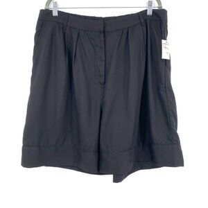 Nordstrom NWT Pleated High Waist Bermuda Shorts 100% Lyocell​​​​​​​